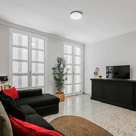 Flat Triana *